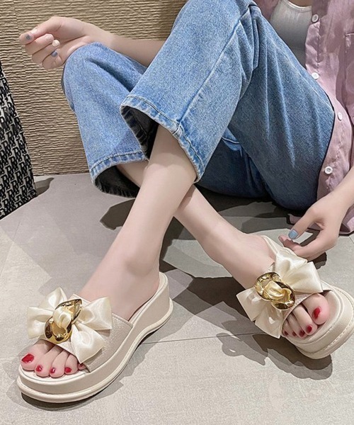 Miniministore（ミニミニストア）の「厚底サンダル 蝶結び レディース 夏靴（サンダル・レディース・アイボリー/ブラック・22.5cm/23.0cm/24.5cm/23.5cm/24.0cm）」の6枚目の写真