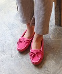 Minnetonka(ミネトンカ)の「シューズ(モカシン/デッキシューズ)」