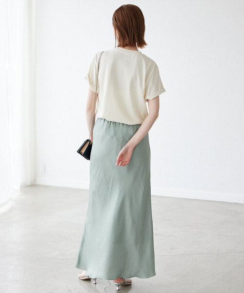 SLOBE IENA（スローブイエナ）の「ヴィンテージサテンマーメイドスカート（スカート・レディース・ライトグリーン/カーキ/アイボリー・36/38）」の14枚目の写真