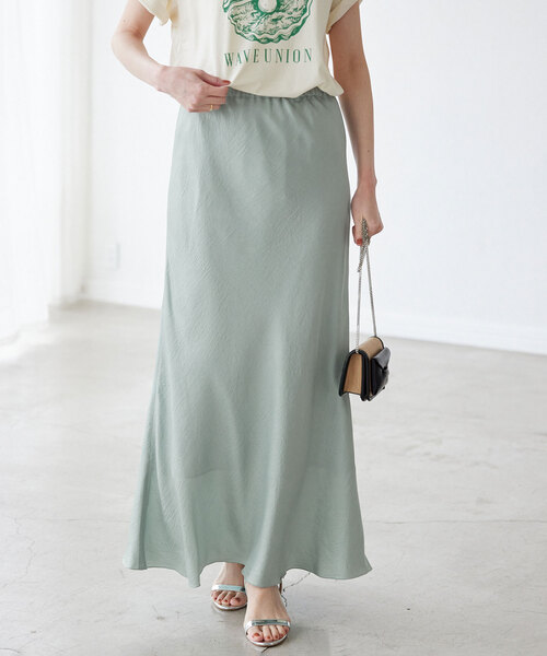 SLOBE IENA（スローブイエナ）の「ヴィンテージサテンマーメイドスカート（スカート・レディース・ライトグリーン/カーキ/アイボリー・36/38）」の15枚目の写真