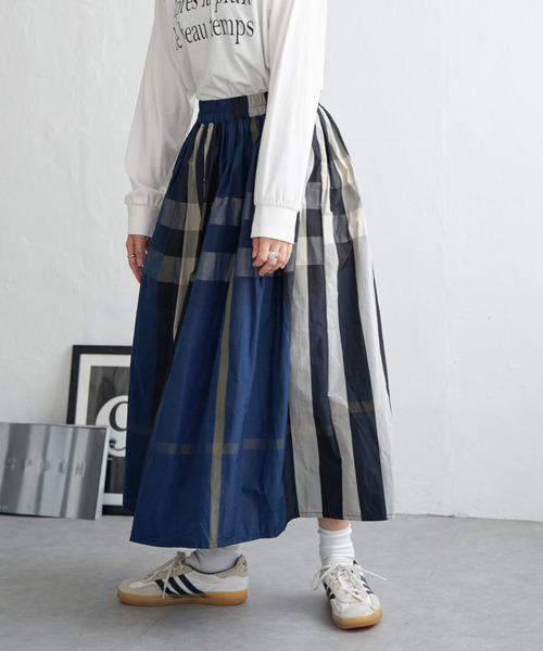 VENCEEXCHANGE（ヴァンスエクスチェンジ）の「タフタチェックギャザースカート（スカート・レディース・ネイビー/ブラック/ホワイト/レッド系/ストライプ/レッド/グレー系その他/グレー/オレンジ系/チャコール/ブルー系/チェック・FREE）」の7枚目の写真