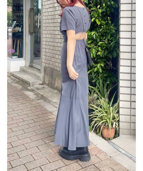 EVRIS（エヴリス）の「バックオープンロングワンピース（ワンピース・レディース・ブラック/ホワイト/グレー/ピンク・FREE）」の4枚目の写真