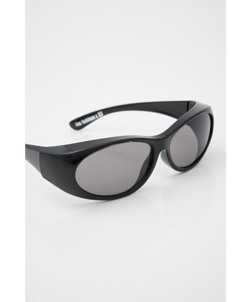 SLY（スライ）の「HinaYoshiharaxSLY EYEWEAR ヒナヨシハラ スライ アイウェア（サングラス・レディース・ブラウン/ブラック・FREE）」の7枚目の写真