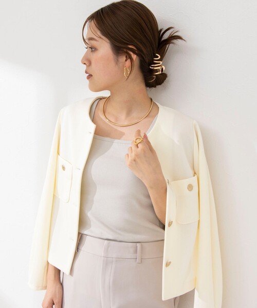 NOLLEY’S Sophi(ノーリーズソフィ)の「コンパクトベアテレコ2WAYタンクトップ(タンクトップ・レディース・グレイッシュベージュ/ブラック/オフホワイト・FREE)」の7枚目の写真