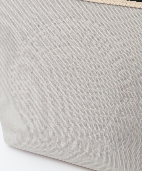 SOFFITTO（ソフィット）の「サークル型押しトートバック(取り扱い店舗限定)（トートバッグ・レディース・キナリ/グレー/ライトベージュ/サックスブルー/カーキ/マスタード・FREE）」の11枚目の写真