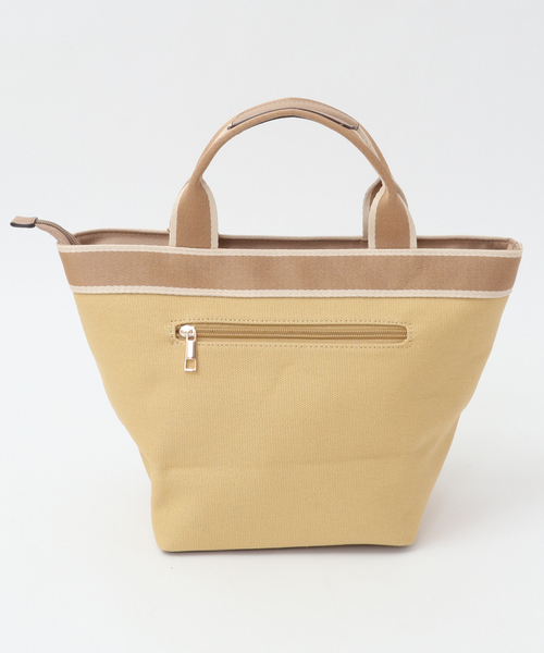 SOFFITTO（ソフィット）の「サークル型押しトートバック(取り扱い店舗限定)（トートバッグ・レディース・キナリ/グレー/ライトベージュ/サックスブルー/カーキ/マスタード・FREE）」の15枚目の写真