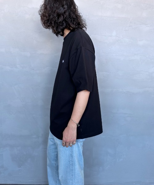 POLeR（ポーラー）の「[POLeR/ポーラー] 別注 POPPY フラワーバックプリント ショートスリーブTシャツ（Tシャツ/カットソー・レディース・ホワイト/ブルー/ブラック・M/L）」の14枚目の写真