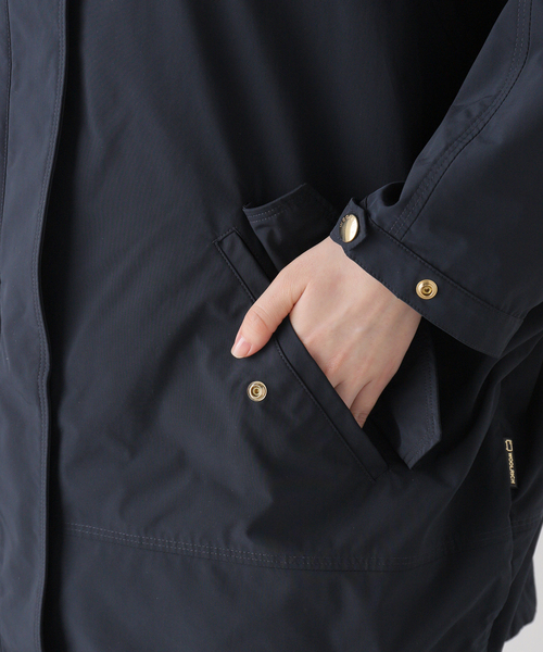 IENA(イエナ)の「【WOOLRICH/ウールリッチ】ANORAK コート(その他アウター・レディース・ネイビー/アイボリー・FREE)」の11枚目の写真