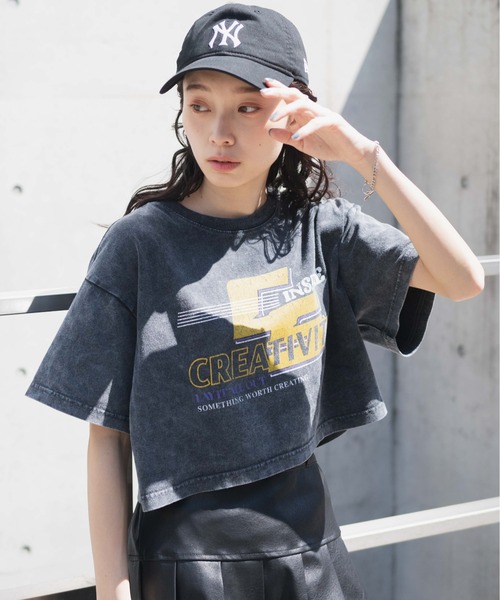 WEGO（ウィゴー）の「WEGO/ヴィンテージウォッシュショートT（Tシャツ/カットソー・レディース・スミクロ/その他1/その他2/グレー系その他/その他3/その他5/その他6/その他4/その他7/その他8・FREE）」の6枚目の写真