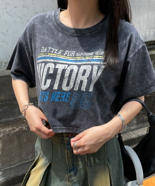 WEGO（ウィゴー）の「WEGO/ヴィンテージウォッシュショートT（Tシャツ/カットソー・レディース・スミクロ/その他1/その他2/グレー系その他/その他3/その他5/その他6/その他4/その他7/その他8・FREE）」の10枚目の写真