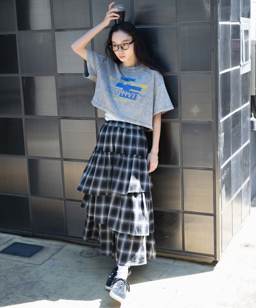 WEGO（ウィゴー）の「WEGO/ヴィンテージウォッシュショートT（Tシャツ/カットソー・レディース・スミクロ/その他1/その他2/グレー系その他/その他3/その他5/その他6/その他4/その他7/その他8・FREE）」の11枚目の写真