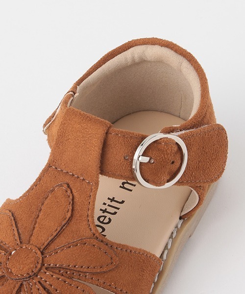 petit main(プティマイン)の「スエードお花サンダル(サンダル・キッズ・アイボリー/ラベンダー/キャメル・16cm/19cm/17cm/18cm/15cm)」の8枚目の写真