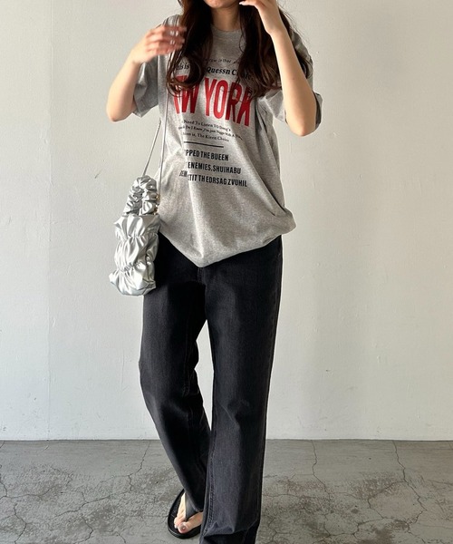VitaFelice(ヴィータフェリーチェ)の「英字ロゴビッグTシャツ(Tシャツ/カットソー・レディース・ホワイト/ブラック/グレー・FREE)」の16枚目の写真