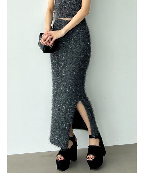 EMODA（エモダ）の「フラッフィーニットマキシスカート（スカート・レディース・アイボリー/グレー/ブラック・FREE）」の17枚目の写真