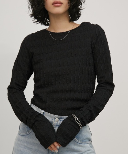 Aunt Marie's(アントマリーズ)の「ジャガードバックオープンロングスリーブトップ【前後2WAY】(Tシャツ/カットソー・レディース・ホワイト/イエロー/ブラック・FREE)」の2枚目の写真