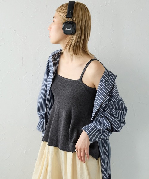 meilmada（メイルマダ）の「ラメニットペプラムキャミソール（キャミソール・レディース・ベージュ/グレー/チャコールグレー・MEDIUM）」の2枚目の写真