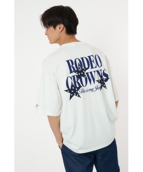 RODEO CROWNS WIDE BOWL(ロデオクラウンズワイドボウル)の「バンダナスターアップリケ Tシャツ(Tシャツ/カットソー・メンズ・ホワイト/レッド/ブラック・MEDIUM/LARGE)」の2枚目の写真