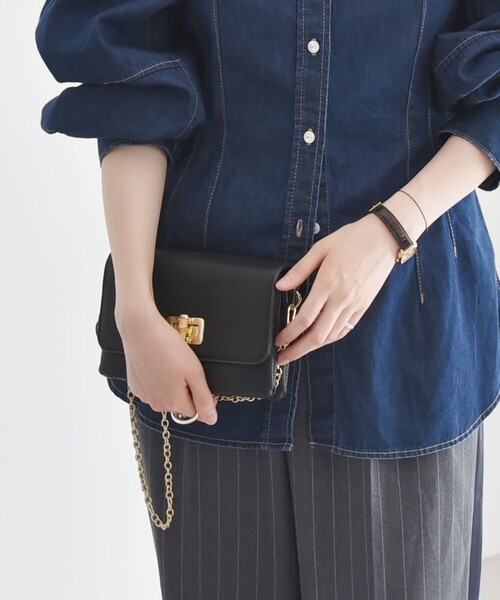 quaranciel(カランシエル)の「quaranciel: 3way チェーン付 ミニ ショルダー ポシェット(ショルダーバッグ・レディース・ベージュ/ブラック/ワイン・ONE SIZE)」の4枚目の写真