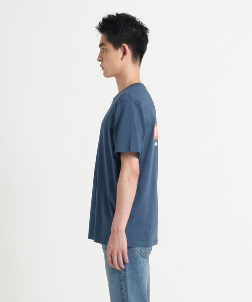 Levi's(リーバイス)の「Levi's/リーバイス リラックスフィット Tシャツ ブルー COWBOY BOXTAB SARGASS(Tシャツ/カットソー・メンズ・ブルー・S/M/L/XL)」の8枚目の写真