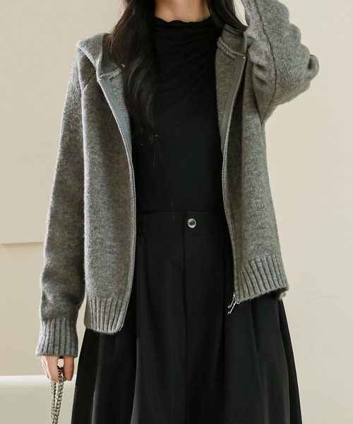 Lace Ladies(レースレディース)の「フロントジップ コンパクト 長袖 フーデット ニット カーディガン(カーディガン/ボレロ・レディース・イエロー/アイボリー/グレー・FREE)」の5枚目の写真