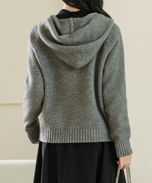 Lace Ladies(レースレディース)の「フロントジップ コンパクト 長袖 フーデット ニット カーディガン(カーディガン/ボレロ・レディース・イエロー/アイボリー/グレー・FREE)」の8枚目の写真