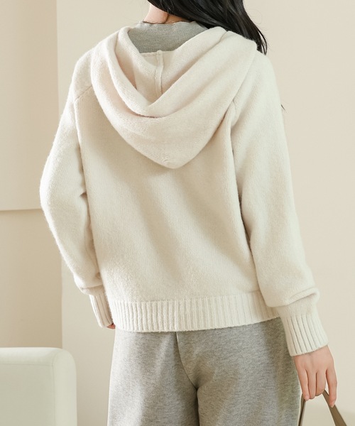 Lace Ladies(レースレディース)の「フロントジップ コンパクト 長袖 フーデット ニット カーディガン(カーディガン/ボレロ・レディース・イエロー/アイボリー/グレー・FREE)」の10枚目の写真