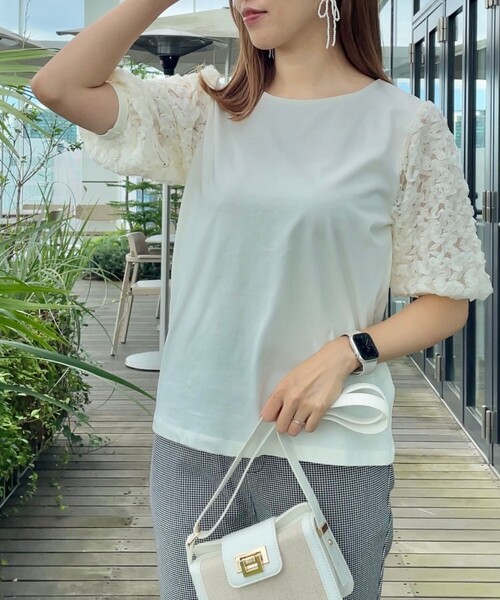 couture brooch(クチュールブローチ)の「◆【二の腕カバー】シフォンエンブロチュール袖カットソー(Tシャツ/カットソー・レディース・ブラック/オフホワイト・38/42)」の13枚目の写真