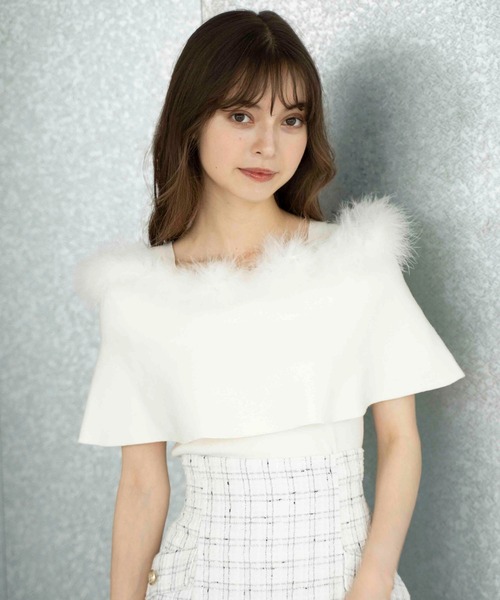 NOELA（ノエラ）の「フェザートリムニット（ニット/セーター・レディース・オフホワイト/サックスブルー/ピンク/ブラック・フリー）」の15枚目の写真