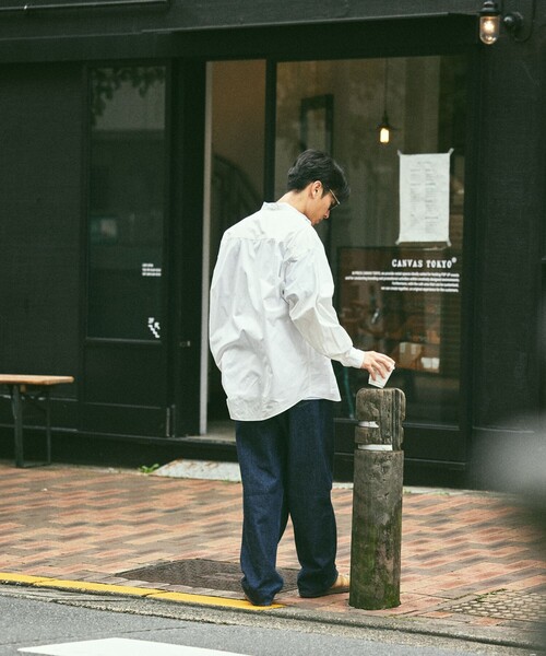 FREAK'S STORE（フリークスストア）の「限定展開 Relax Fit リラックスフィット バンドカラーシャツ（シャツ/ブラウス・メンズ・ブラック/サックスブルー/オリーブ/ホワイト/キャメル/ライトグレー/チャコールグレー/オフホワイト/ブルー・SMALL/MEDIUM/LARGE）」の14枚目の写真