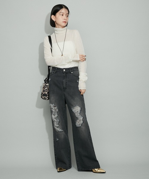 ADAM ET ROPE'(アダムエロペ)の「【WEB限定・洗える】モヘア混ソフトシアータートルニット(ニット/セーター・レディース・グリーン系その他/ブラック/オフホワイト/グレー/ピンク系その他2・FREE)」の9枚目の写真