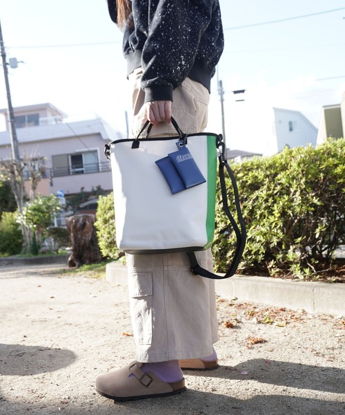 STREAM TRAIL(ストリームトレイル)の「「軽量×防水」2Wayトートバッグ/OSCAR S with POUCH(トートバッグ・レディース・ホワイト×ライム/ブルー系その他/ブラック×グレー・FREE)」の22枚目の写真