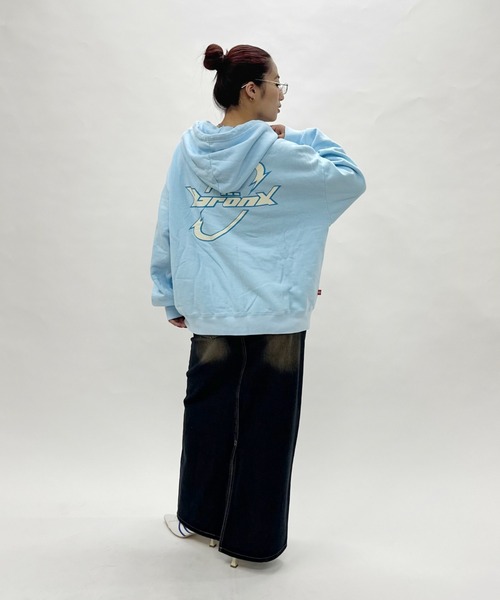 WHO'S WHO gallery（フーズフーギャラリー）の「【UNISEXユニセックス】BRONXヴィンテージライクサークルロゴジップパーカ（パーカー・レディース・ネイビー/ブラック/サックスブルー・MEDIUM/LARGE）」の21枚目の写真