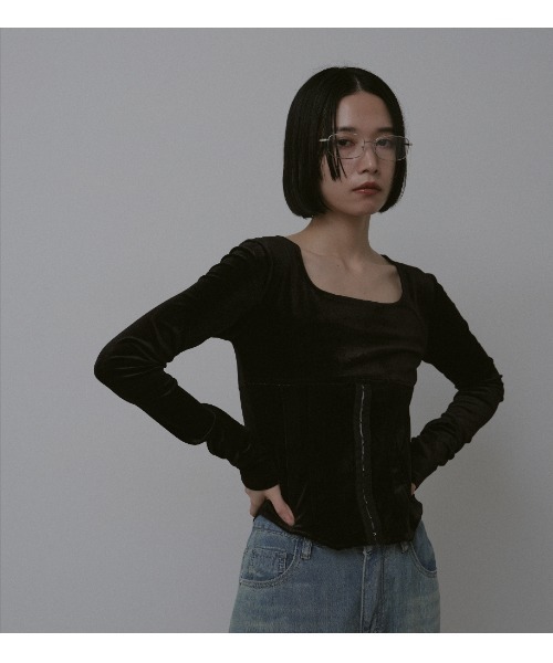duei（デュイ）の「スクエアネックベロアコルセットトップス（Tシャツ/カットソー・レディース・グレー/ブラック・FREE）」の3枚目の写真
