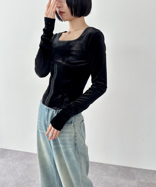 duei（デュイ）の「スクエアネックベロアコルセットトップス（Tシャツ/カットソー・レディース・グレー/ブラック・FREE）」の7枚目の写真