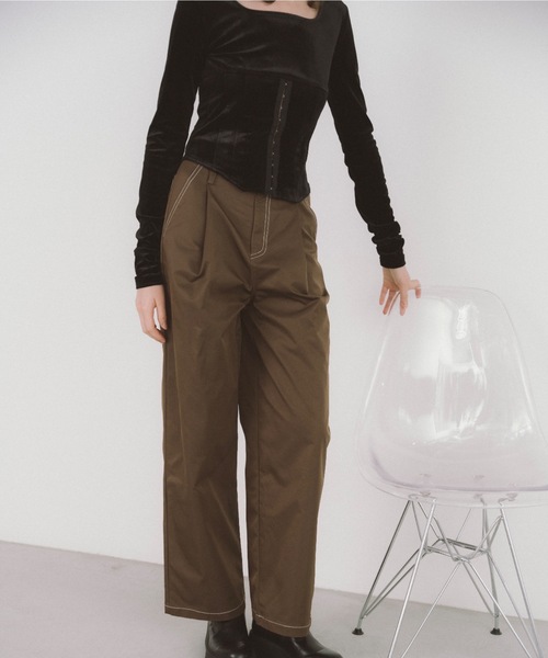 duei（デュイ）の「スクエアネックベロアコルセットトップス（Tシャツ