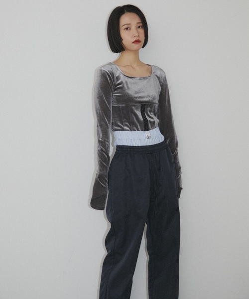 duei（デュイ）の「スクエアネックベロアコルセットトップス（Tシャツ/カットソー・レディース・グレー/ブラック・FREE）」の21枚目の写真