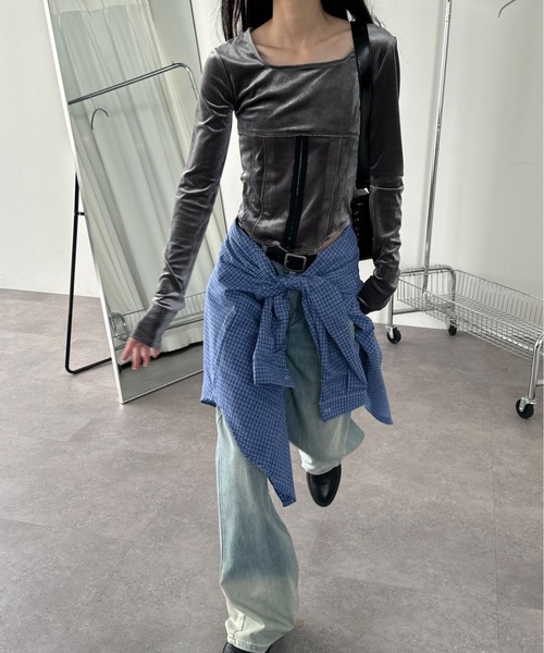 スクエアネックベロアコルセットトップス（Tシャツ/カットソー）｜duei