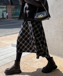 チェックスカート