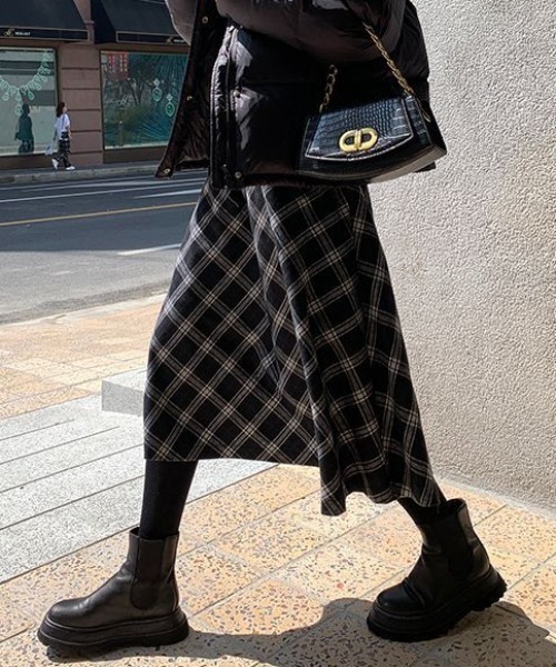 GEMEDA(ジェメダ)の「チェックスカート(スカート・レディース・ダークグリーン/ネイビー・M)」の2枚目の写真