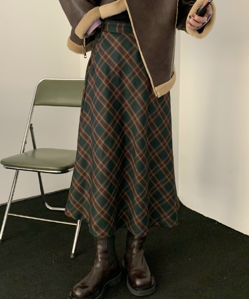 GEMEDA(ジェメダ)の「チェックスカート(スカート・レディース・ダークグリーン/ネイビー・M)」の6枚目の写真