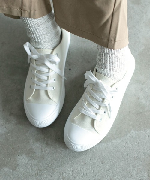 and it_（アンドイット）の「スニーカー（スニーカー・レディース・ブラック×ブラック/グレー/アイボリー/ブラック・M/L）」の2枚目の写真