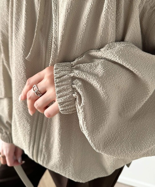 classicalelf（クラシカルエルフ）の「トレンド感たっぷりダブルジップリボンJK（ブルゾン・レディース・ブラック/オフホワイト/ベージュ・MEDIUM/SMALL/X-LARGE/LARGE）」の5枚目の写真