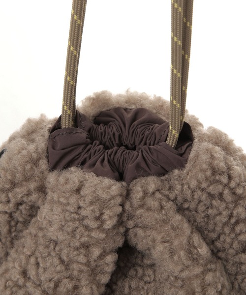 studio CLIP（スタディオクリップ）の「ボア巾着バッグ（ハンドバッグ・レディース・ブラウン/ベージュ・FREE）」の8枚目の写真