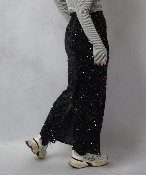 Lull(ルル)の「【Lull / ルル】スパンコールロングスカート(スカート・レディース・グレー/ブラック・ONESIZE)」の6枚目の写真