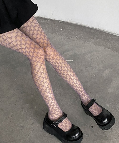 c.u.l（シーユーエル）の「ジオメトリック柄 カラー網タイツ ストッキング cula1041（タイツ/ストッキング・レディース・グレー/ブラック/パープル/ホワイト/レッド/グリーン・FREE）」の18枚目の写真