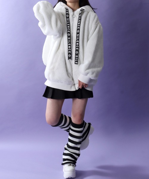 SITRY（シトリー）の「Rabbit Ears Fur Hoodie/オーバーサイズ うさ耳付きフード フルジップパーカー ファーブルゾン ファージャケット（ブルゾン・レディース・ホワイト/ピンク/ブラック/サックスブルー/ブラック系その他・FREE）」の13枚目の写真
