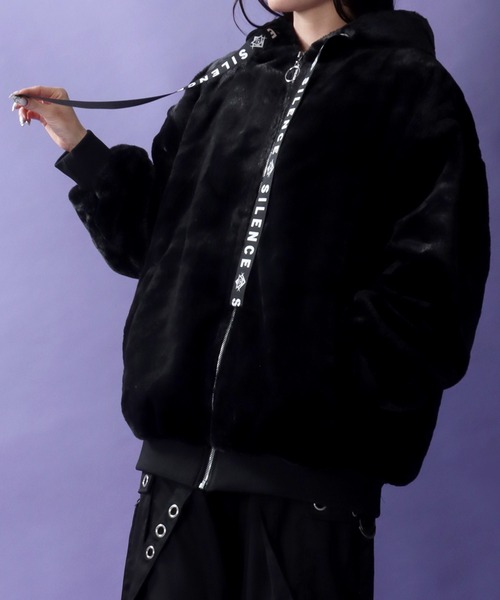 SITRY（シトリー）の「Rabbit Ears Fur Hoodie/オーバーサイズ うさ耳付きフード フルジップパーカー ファーブルゾン ファージャケット（ブルゾン・レディース・ホワイト/ピンク/ブラック/サックスブルー/ブラック系その他・FREE）」の18枚目の写真