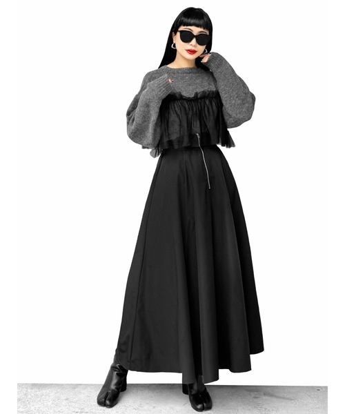 LVEU.（ラブユ.）の「【LVEU.】チュールフリルドッキングニット(Ai select) / トップス ニット セーター フリル 異素材 ドッキング チュール 切替 オーバー クルーネック 長袖 ブラック チャコール（ニット/セーター・レディース・ブラック/チャコールグレー・FREE）」の8枚目の写真