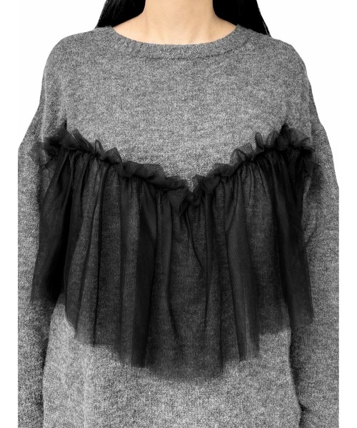 LVEU.（ラブユ.）の「【LVEU.】チュールフリルドッキングニット(Ai select) / トップス ニット セーター フリル 異素材 ドッキング チュール 切替 オーバー クルーネック 長袖 ブラック チャコール（ニット/セーター・レディース・ブラック/チャコールグレー・FREE）」の17枚目の写真