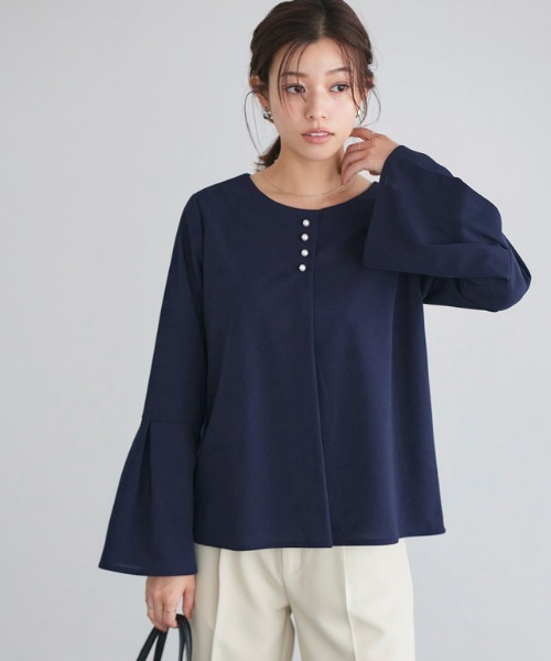 Pierrot(ピエロ)の「裏微起毛2wayベルスリーブブラウス(シャツ/ブラウス・レディース・ブラック/ネイビー/グレイッシュベージュ・L/M)」の10枚目の写真